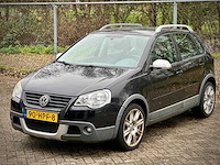 Volkswagen polo 1.4 16v cross,90-hpf-8 - afbeelding 1 van  10