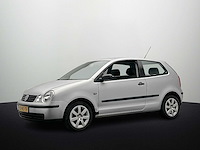 Volkswagen polo 1.4-16v fsi 2004 - afbeelding 14 van  18