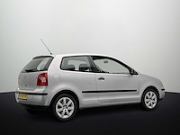 Volkswagen polo 1.4-16v fsi 2004 - afbeelding 18 van  18