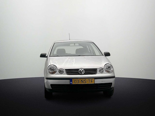 Volkswagen polo 1.4-16v fsi 2004 - afbeelding 4 van  18