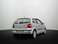 Volkswagen polo 1.4-16v fsi 2004 - afbeelding 17 van  18