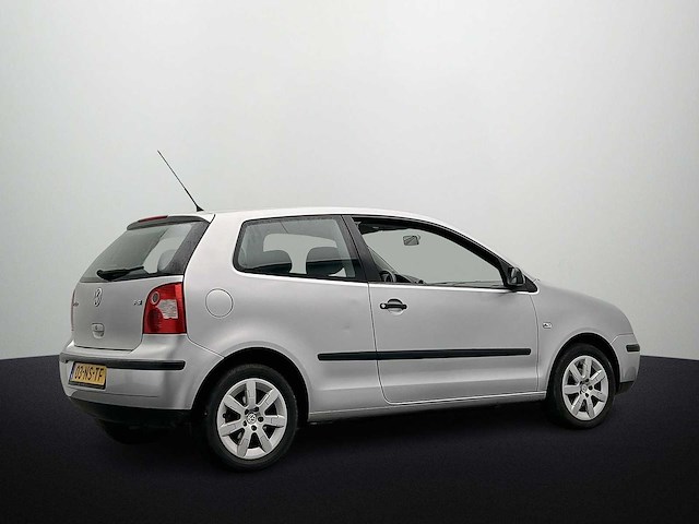 Volkswagen polo 1.4-16v fsi 2004 - afbeelding 18 van  18