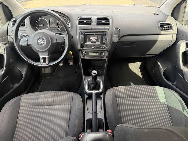Volkswagen polo 1.4-16v highline | 14-pvt-2 i - afbeelding 20 van  26