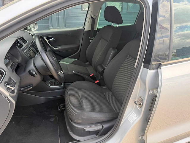 Volkswagen polo 1.4-16v highline | 14-pvt-2 i - afbeelding 21 van  26