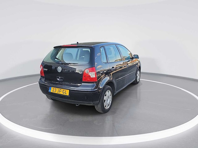 Volkswagen polo 1.4-16v highline 2002 | 23-jf-gl - afbeelding 19 van  22