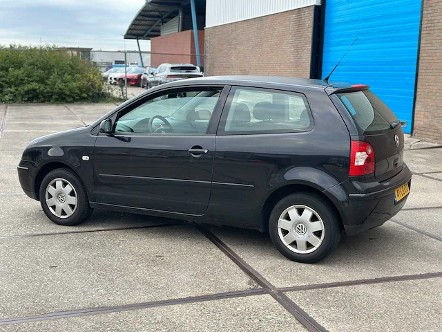 Volkswagen polo 1.4-16v highline, 41-lg-dd - afbeelding 5 van  9