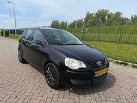 Volkswagen polo 1.4-16v optive , 49-xs-gn - afbeelding 10 van  18