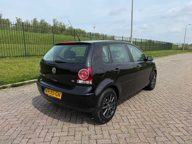 Volkswagen polo 1.4-16v optive , 49-xs-gn - afbeelding 13 van  18
