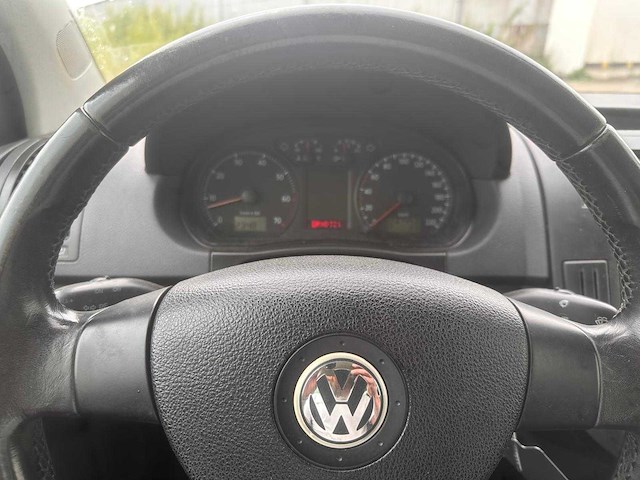 Volkswagen polo 1.4 16v optive, 5-ztd-24 - afbeelding 6 van  15