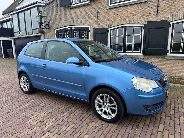 Volkswagen polo 1.4-16v optive 73-xl-fs - afbeelding 6 van  11