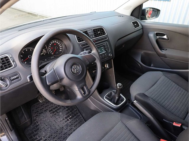 Volkswagen polo 1.4-16v trendline 2009, r-346-hb - afbeelding 2 van  36