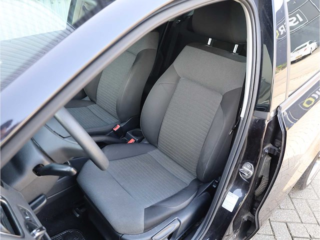 Volkswagen polo 1.4-16v trendline 2009, r-346-hb - afbeelding 4 van  36