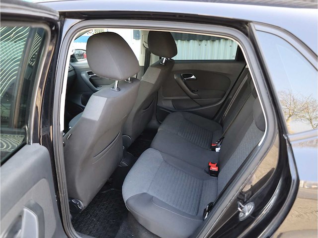 Volkswagen polo 1.4-16v trendline 2009, r-346-hb - afbeelding 14 van  36