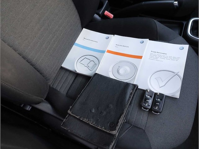 Volkswagen polo 1.4-16v trendline 2009, r-346-hb - afbeelding 16 van  36