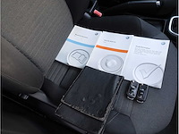 Volkswagen polo 1.4-16v trendline 2009, r-346-hb - afbeelding 16 van  36