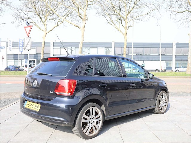 Volkswagen polo 1.4-16v trendline 2009, r-346-hb - afbeelding 32 van  36