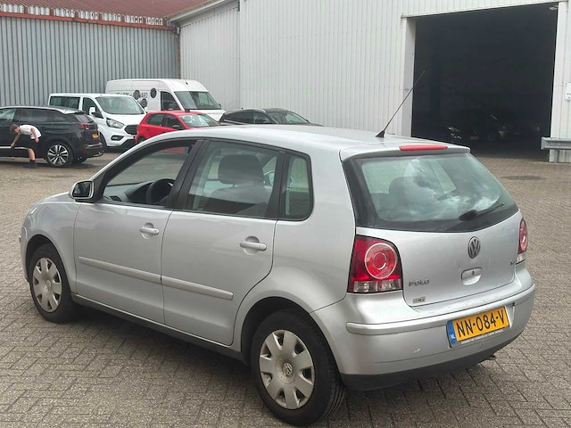 Volkswagen polo 1.4 16v trendline, nn-084-v - afbeelding 7 van  12
