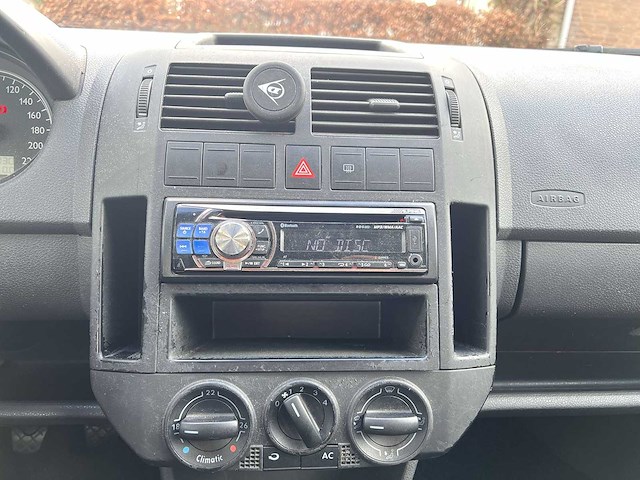 Volkswagen polo 1.4-16v turijn 2005 | 78-rh-pp - afbeelding 2 van  25
