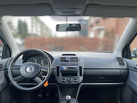 Volkswagen polo 1.4-16v turijn 2005 | 78-rh-pp - afbeelding 9 van  17