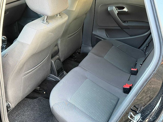Volkswagen polo 1.4 tdi bluemotion | 4-xpg-77 - afbeelding 19 van  29