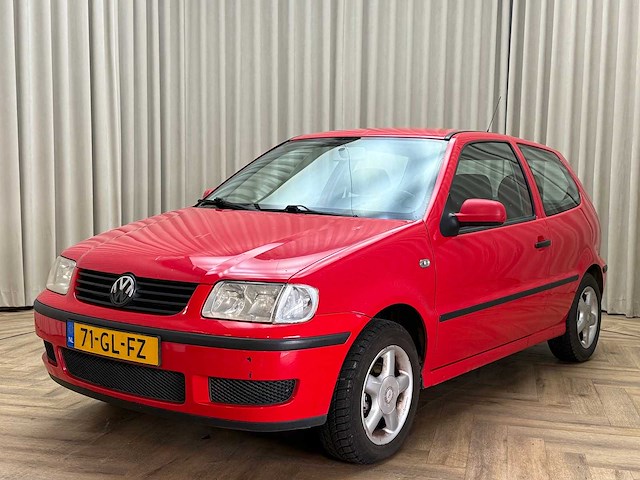 Volkswagen polo 1.4 trendline 2001 - afbeelding 1 van  17