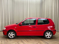 Volkswagen polo 1.4 trendline 2001 - afbeelding 13 van  17