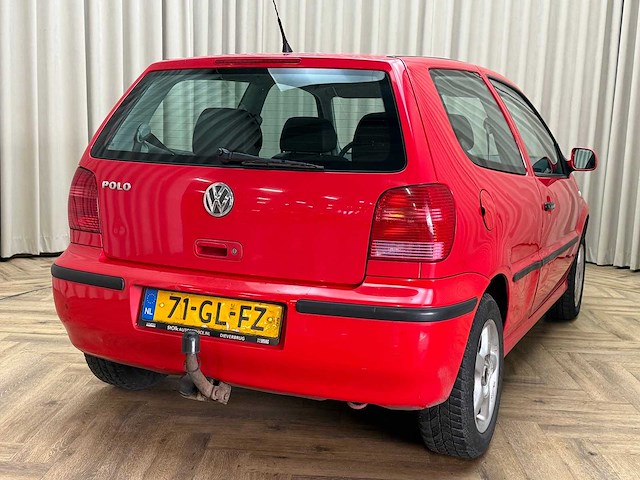 Volkswagen polo 1.4 trendline 2001 - afbeelding 15 van  17