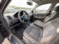 Volkswagen polo 1.4i 16v base 75 at, 2005 - afbeelding 4 van  38