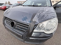 Volkswagen polo 1.4i 16v base 75 at, 2005 - afbeelding 25 van  38