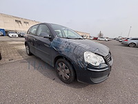 Volkswagen polo 1.4i 16v base 75 at, 2005 - afbeelding 23 van  38