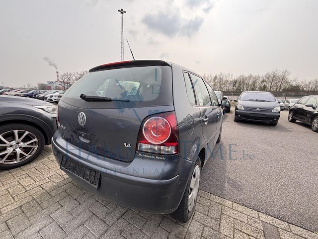 Volkswagen polo 1.4i 16v base 75 at, 2005 - afbeelding 34 van  38