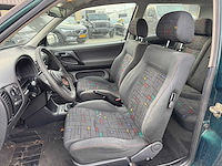 Volkswagen polo 1.6 - 1996 | youngtimer | nv-vf-24| iaw - afbeelding 8 van  9