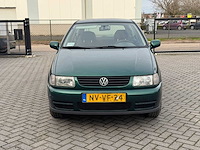 Volkswagen polo 1.6 - 1996 | yountimer | nv-vf-24 iaw - afbeelding 2 van  7