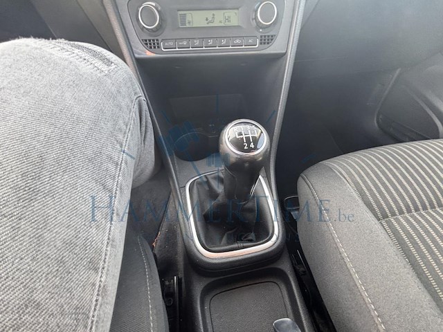 Volkswagen polo 1.6 cr tdi highline bmt dpf, 2010 - afbeelding 8 van  28