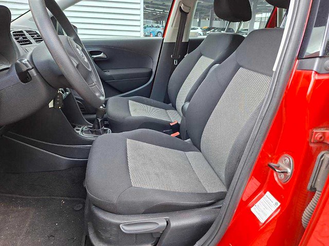 Volkswagen polo 1.6 tdi blm. trendl * 36-zkh-9 - afbeelding 16 van  17