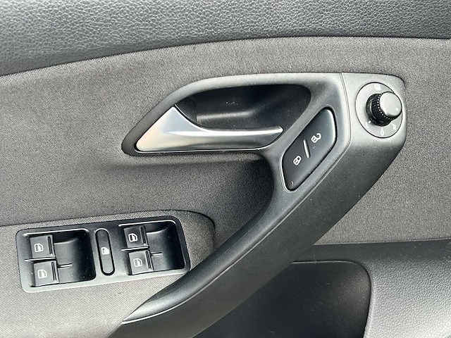 Volkswagen polo 1.6 tdi comfortline 2011 | 25-spt-4 - afbeelding 4 van  22