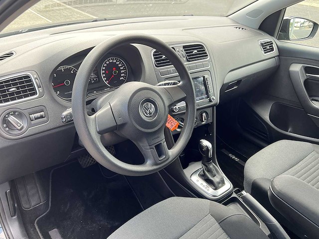 Volkswagen polo 1.6 tdi comfortline 2011 | 25-spt-4 - afbeelding 3 van  26