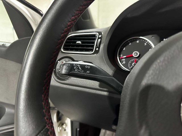 Volkswagen polo gti 1.4 tsi 180pk 2011 automaat, jtl-90-x - afbeelding 11 van  37