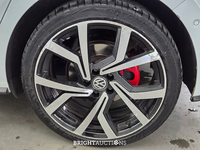 Volkswagen polo gti 2.0 tsi 200pk 2020, z-655-dj - afbeelding 32 van  48