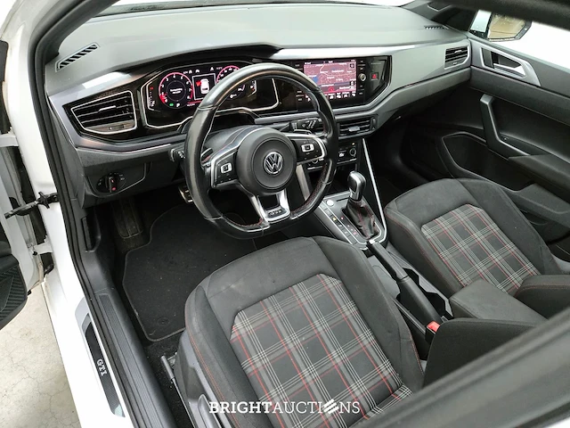 Volkswagen polo gti 2.0 tsi 200pk 2020, z-655-dj - afbeelding 36 van  48