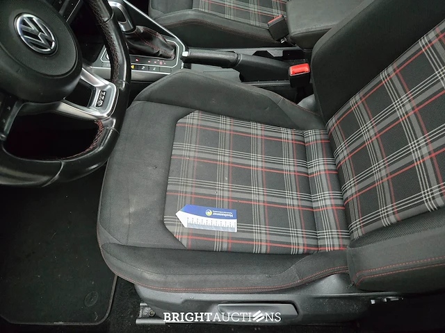 Volkswagen polo gti 2.0 tsi 200pk 2020, z-655-dj - afbeelding 38 van  48