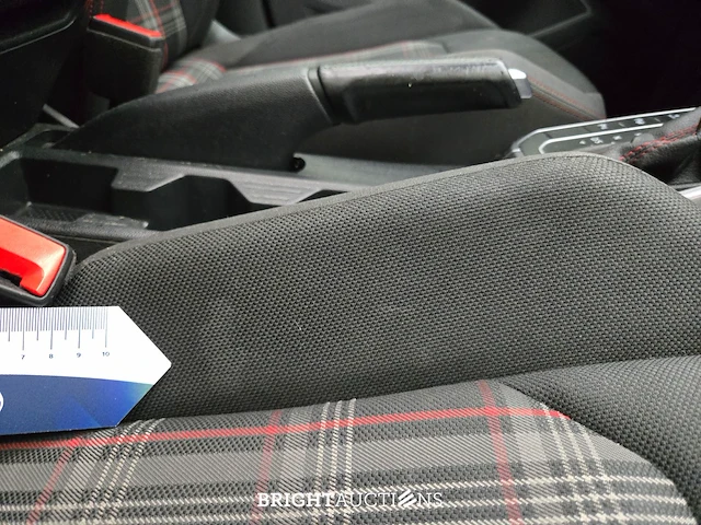 Volkswagen polo gti 2.0 tsi 200pk 2020, z-655-dj - afbeelding 39 van  48