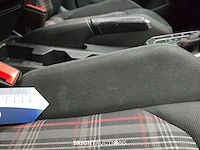 Volkswagen polo gti 2.0 tsi 200pk 2020, z-655-dj - afbeelding 39 van  48