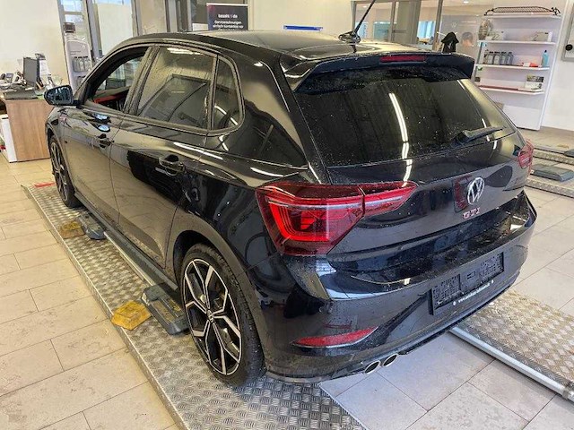 Volkswagen polo gti 2.0 tsi 204pk automaat 2023 - afbeelding 11 van  17