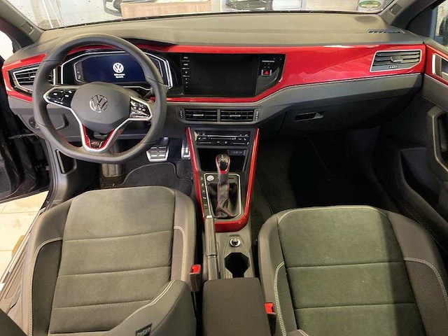 Volkswagen polo gti 2.0 tsi 204pk automaat 2023 - afbeelding 13 van  17
