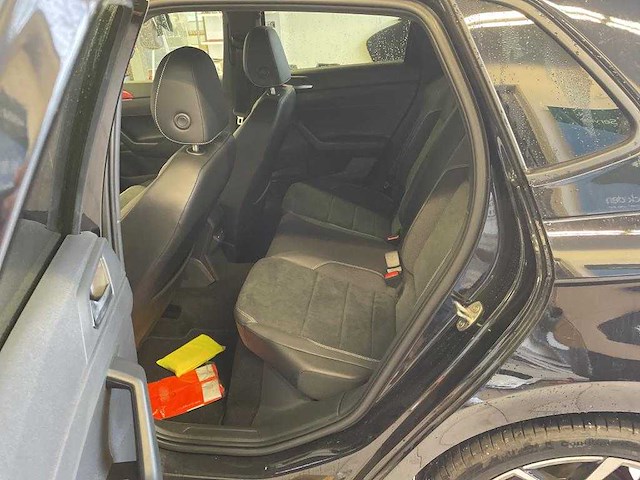 Volkswagen polo gti 2.0 tsi 204pk automaat 2023 - afbeelding 15 van  17