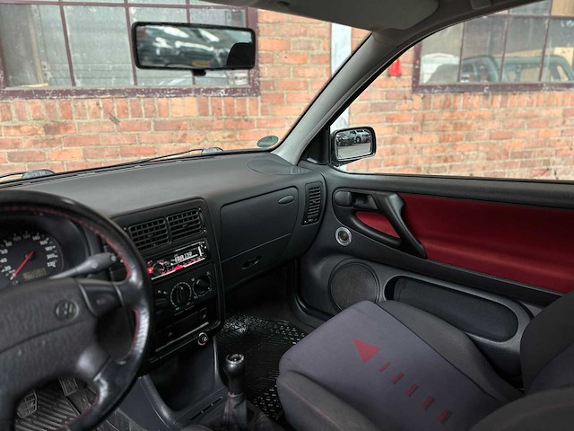 Volkswagen polo gti 6n pre-facelift 125pk 1999 - afbeelding 27 van  44