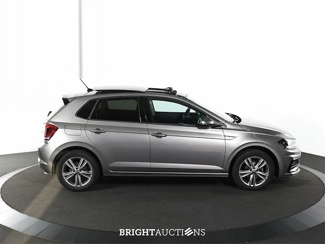 Volkswagen polo highline r panodak 1.0 tsi 95pk 2021 (origineel-nl), l-132-xk - afbeelding 28 van  32