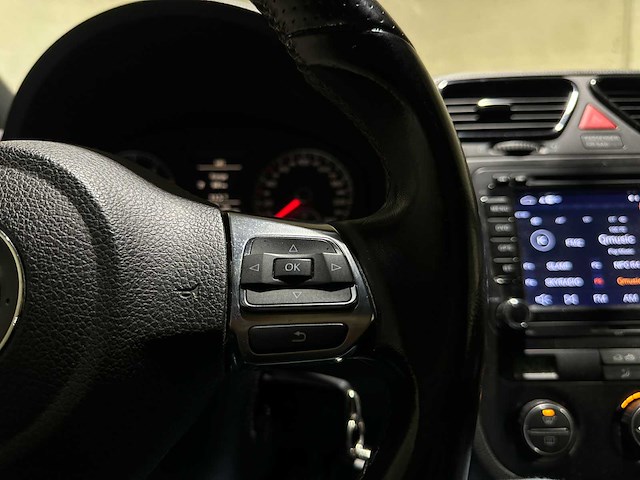 Volkswagen scirocco 1.4 tsi highline 122pk 2009, j-351-jg - afbeelding 10 van  24