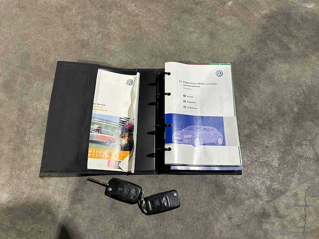 Volkswagen scirocco 1.4 tsi highline 122pk 2009, j-351-jg - afbeelding 19 van  24